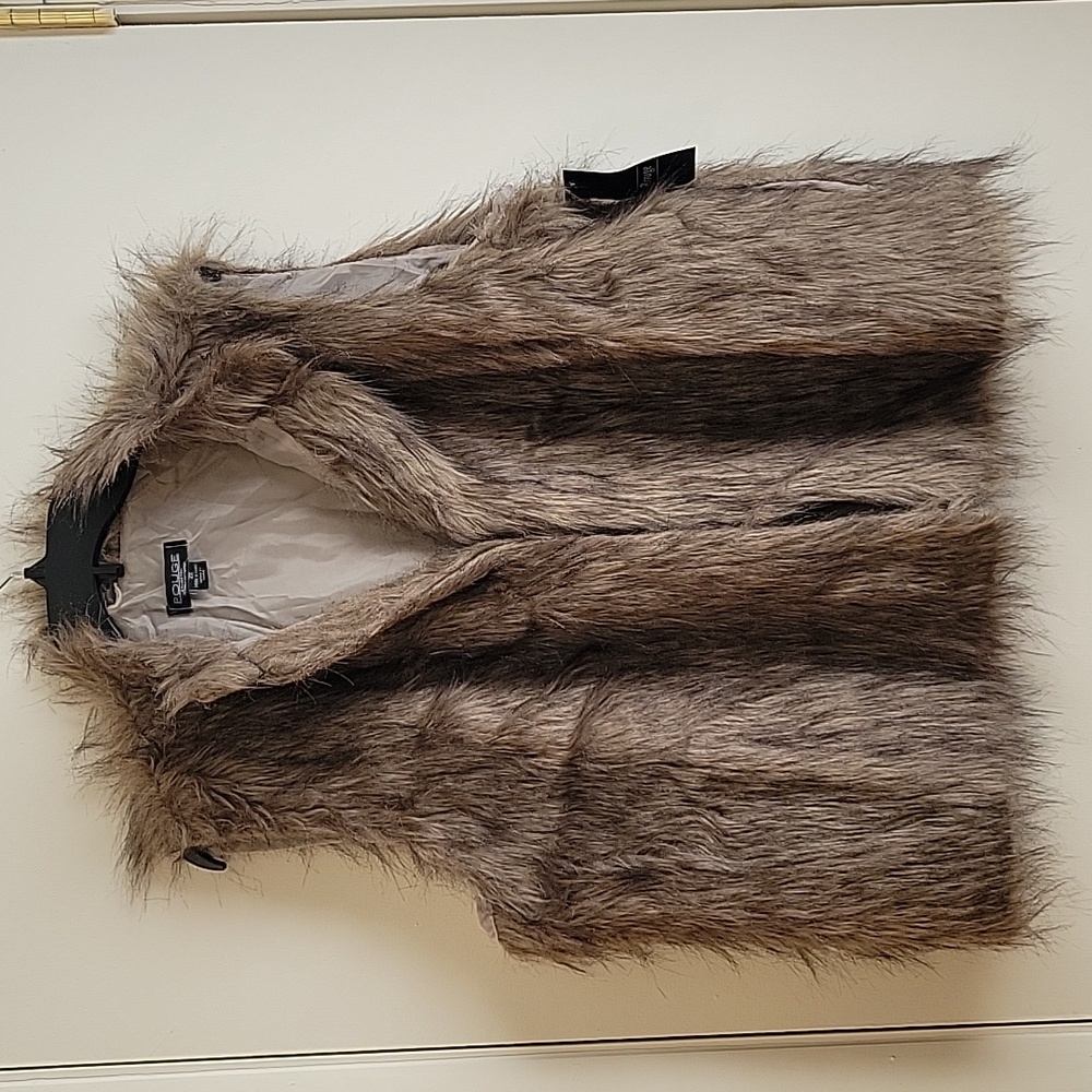 Faux Fur Vest in Brown